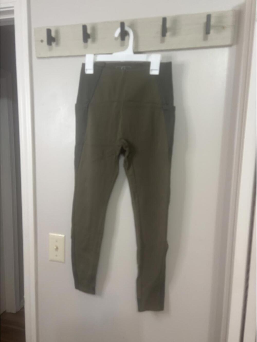 G by Giuliana Olive Green Active Leggings  XXS Petite NWOT